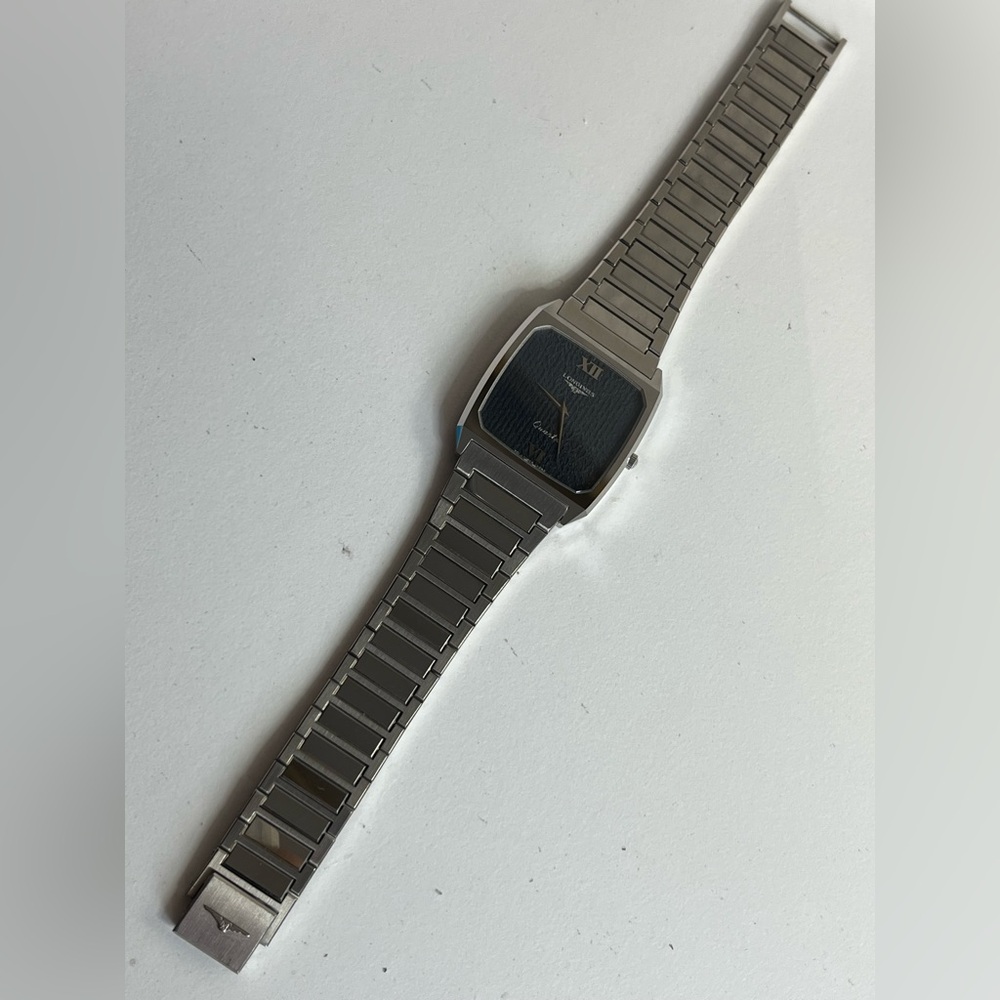 Longines Quartz men’s rectangular Watch (1982) - Picture 11 of 16